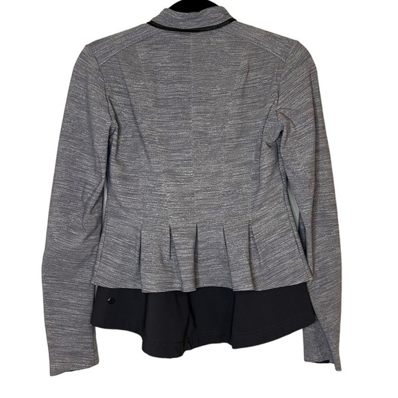Lululemon Bust A Move Jacket - Picture 11 of 15